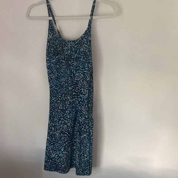 Athleta Infinity dress size M - Picture 3 of 8